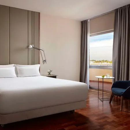 Hotel Nh Luz