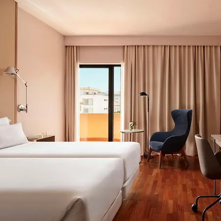 Nh Luz Hotel 4*