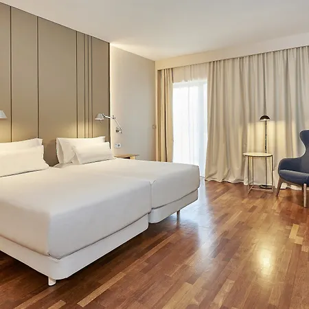 Nh Luz Hotel
