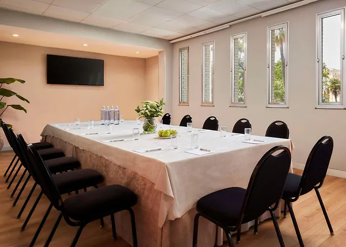 Nh Luz Hotel