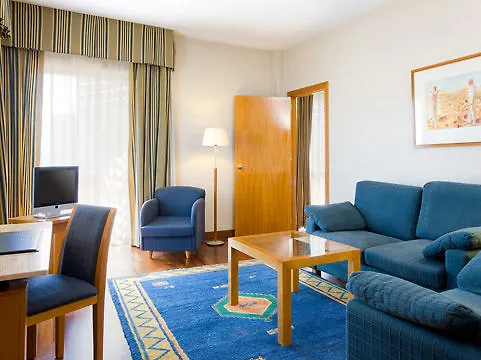Hotel Nh Luz 4*